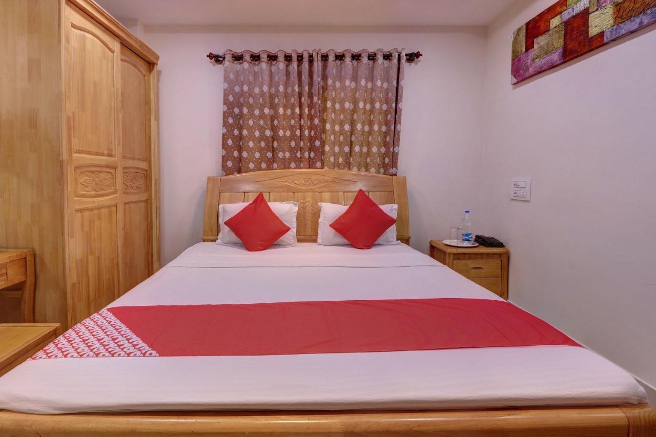 מלון Bhadravati Oyo 24245 Dv Residency מראה חיצוני תמונה