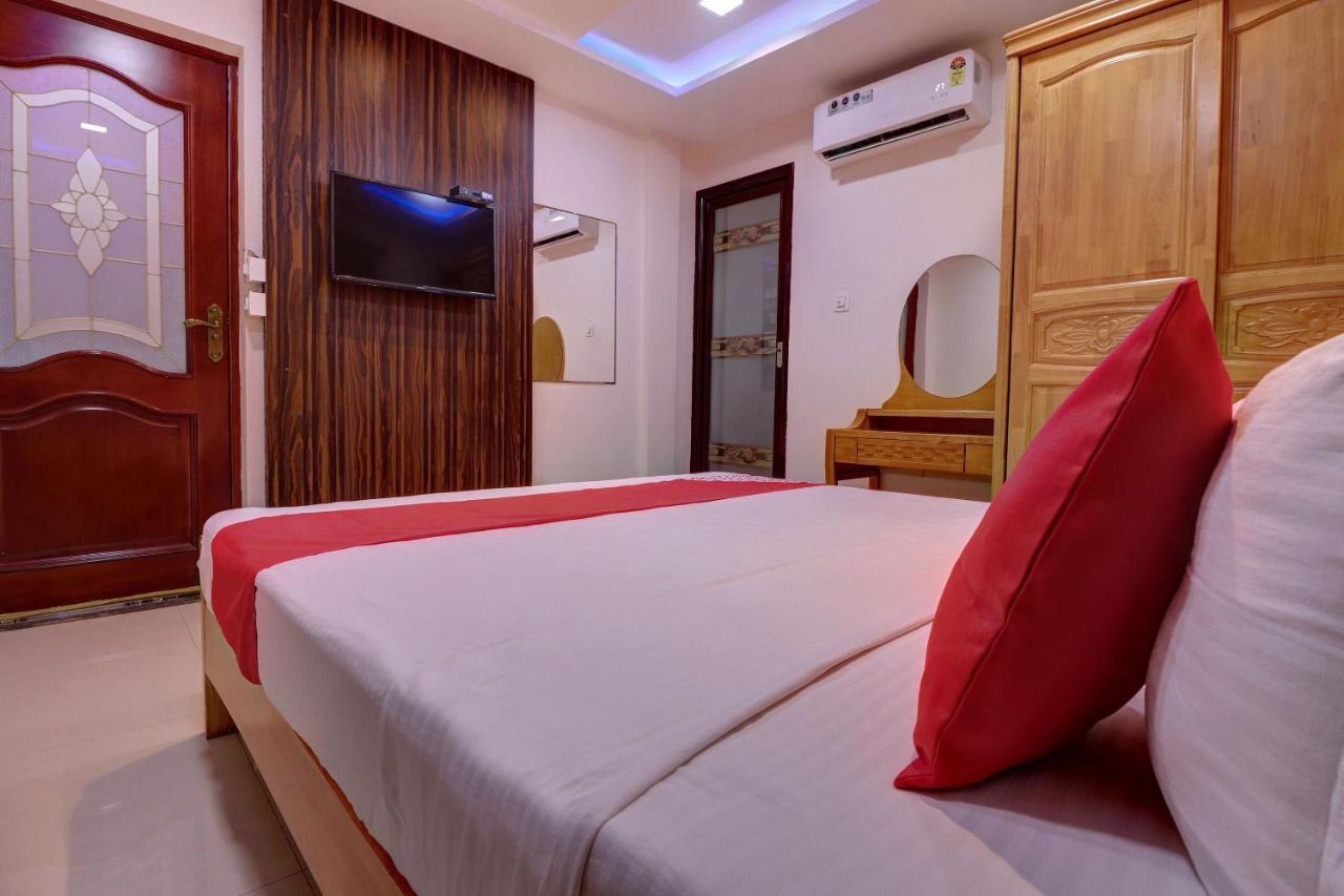 מלון Bhadravati Oyo 24245 Dv Residency מראה חיצוני תמונה