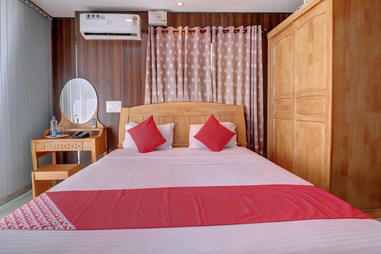 מלון Bhadravati Oyo 24245 Dv Residency מראה חיצוני תמונה