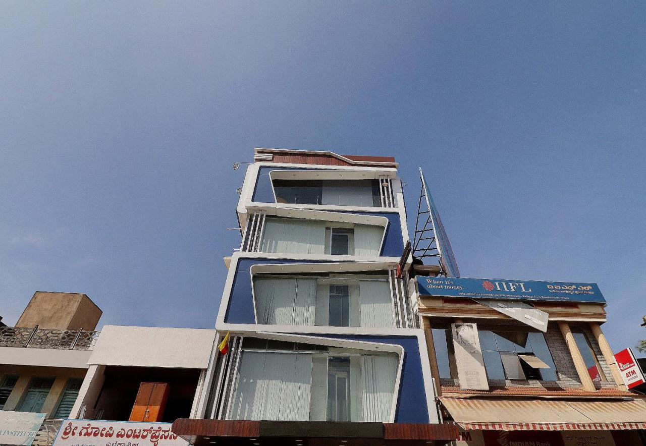 מלון Bhadravati Oyo 24245 Dv Residency מראה חיצוני תמונה