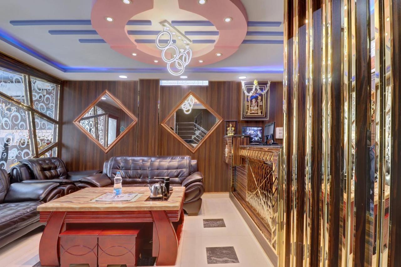 מלון Bhadravati Oyo 24245 Dv Residency מראה חיצוני תמונה