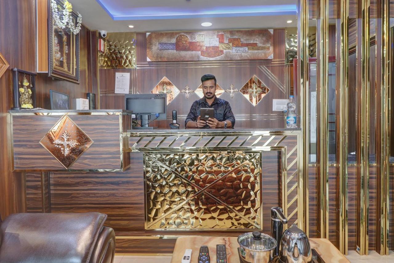 מלון Bhadravati Oyo 24245 Dv Residency מראה חיצוני תמונה